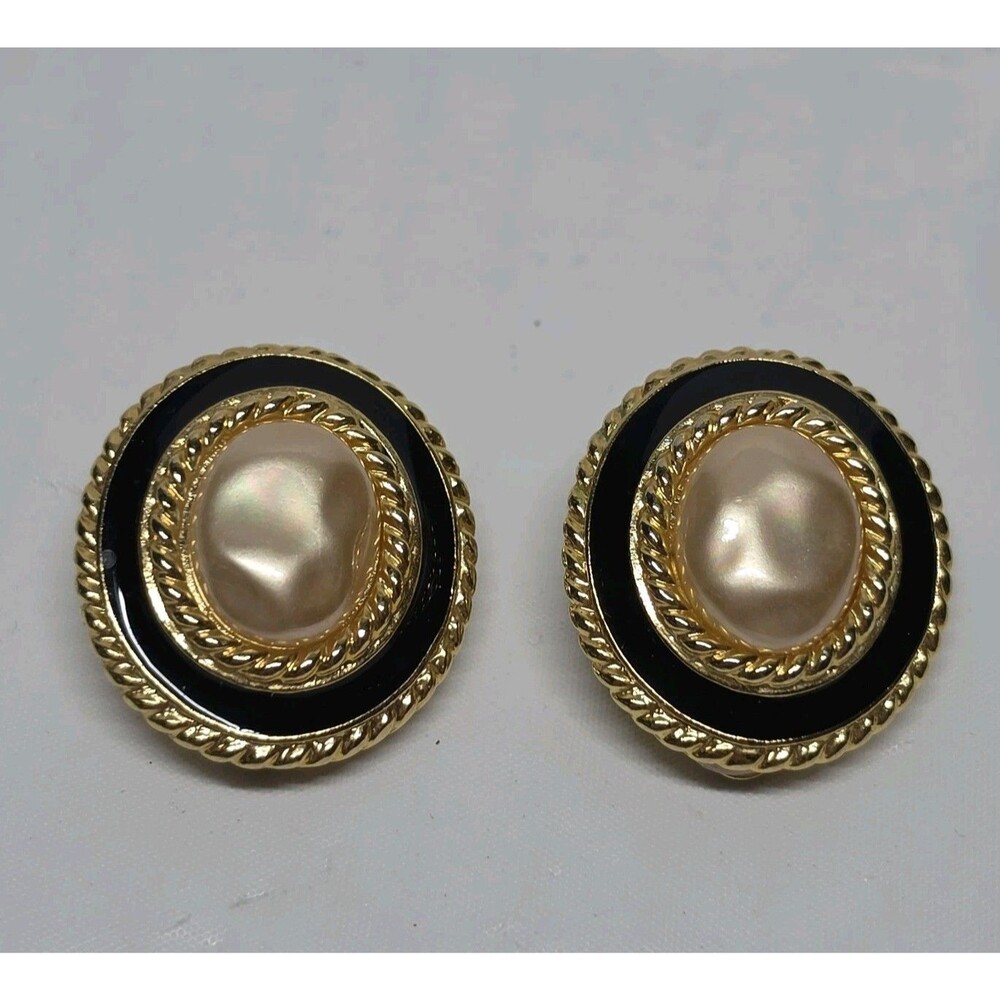 Vintage 70s Carolee Gold Tone Faux Pearl Black Enamel Oval Clip On Earrings